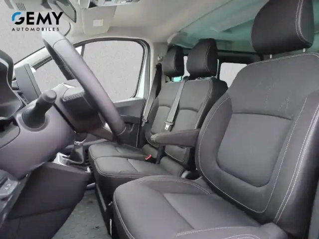 Renault Trafic l2 dci 150 energy s&amp;s edc — photo 9