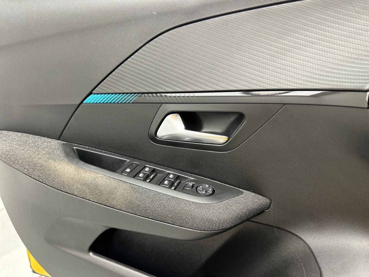 Peugeot 208 bluehdi 100 s&s bvm6 style — photo 30