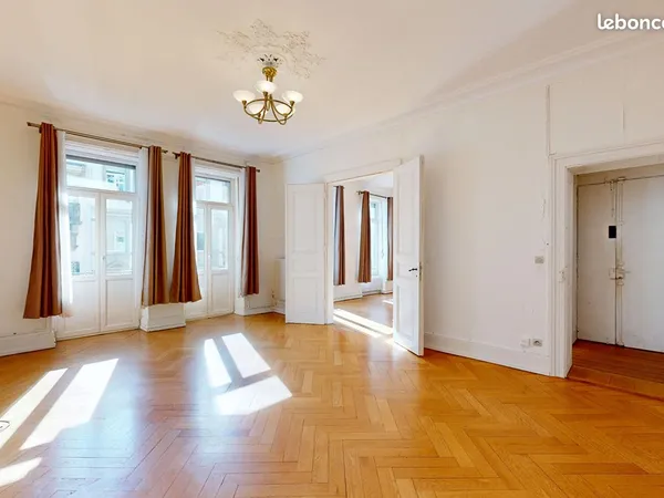 Appartement 4 pièces 116 m²