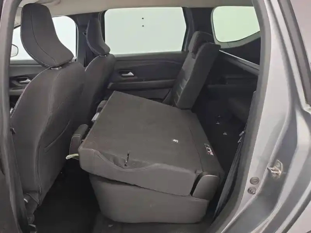 Dacia Jogger tce 110 7 places — photo 37