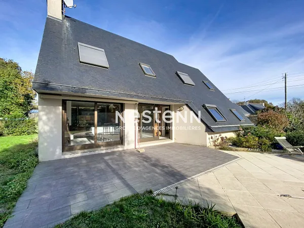 Maison 120m² 4 Chambres avec vie de plain-pied et piscine chauffée !!