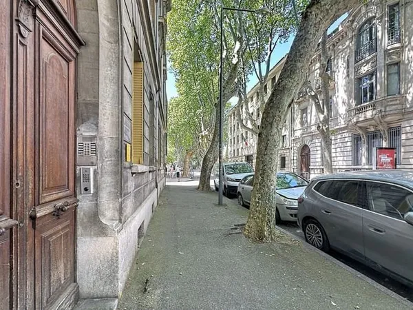 Appartement 5 pièces 132 m²