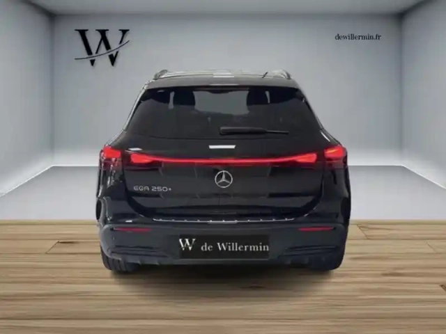 Mercedes Eqa 250+ — photo 3