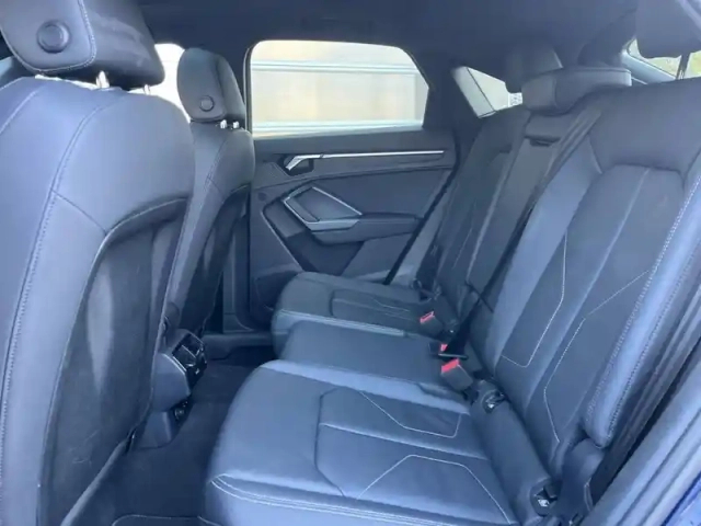 Audi Q3 sportback 35 tfsi 150 ch s tronic 7 — photo 64