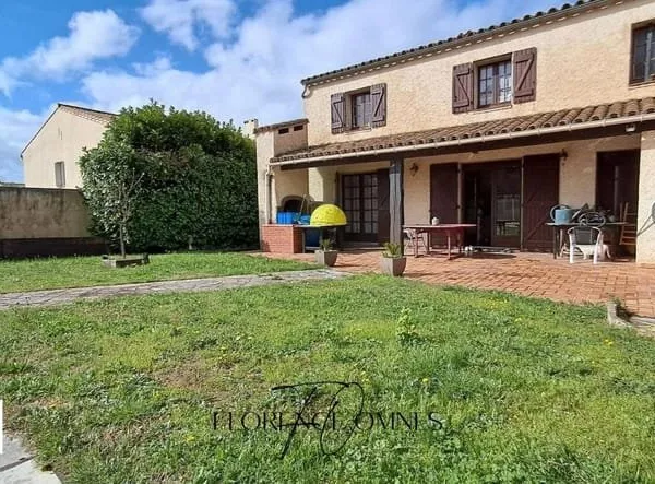 Maison 9 pièces 196 m²