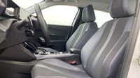 Peugeot 2008 1.2 PureTech 130ch S&S Allure EAT8 — photo 9