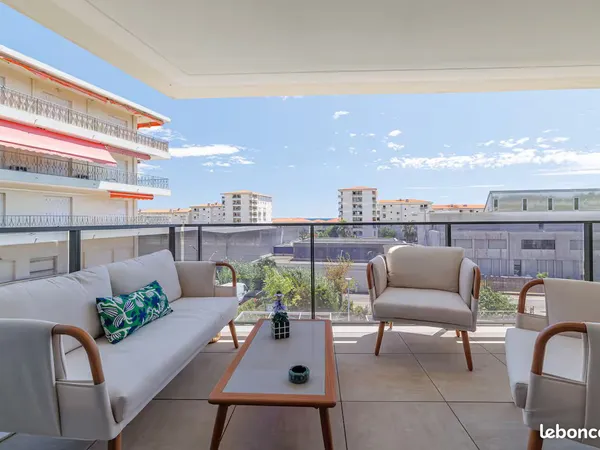2 Pieces - 43m - Juan les Pins 06160