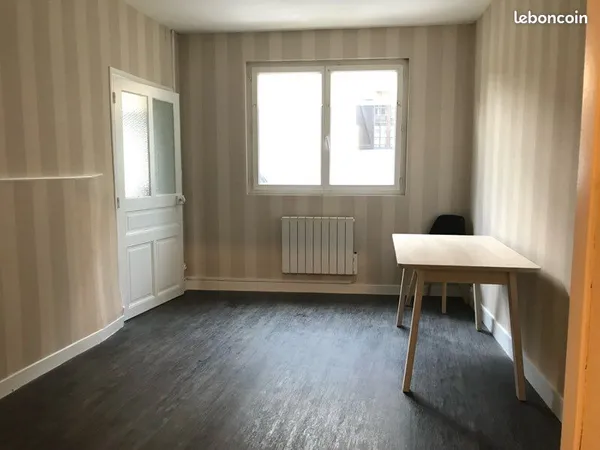 Loue T1 bis centre Is/tille