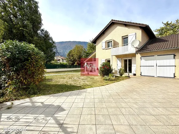 Maison 5 pièces 103 m²