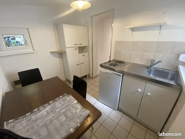 Studio 1 pièce 20 m²
