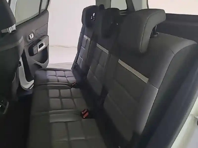 Citroën C5 Aircross hybride rechargeable 225 s&amp;s e-eat8 — photo 15