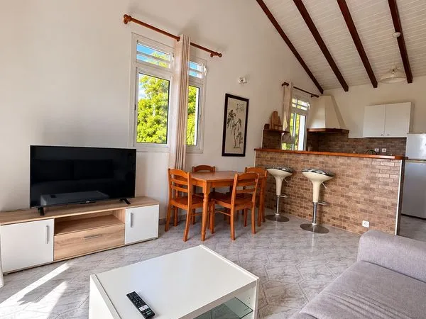 A louer F3 - 80 m2 - Anse Bertrand