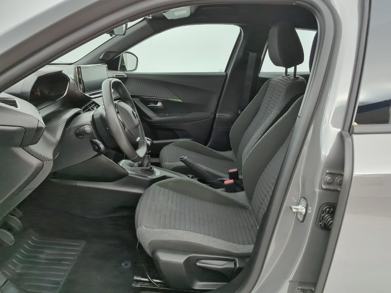 Peugeot 2008 puretech 100 s&s bvm6 active — photo 9