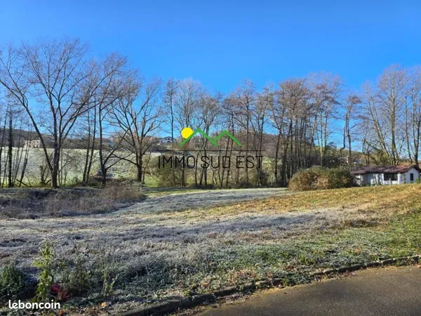 Terrain 1 756 m² Souraide