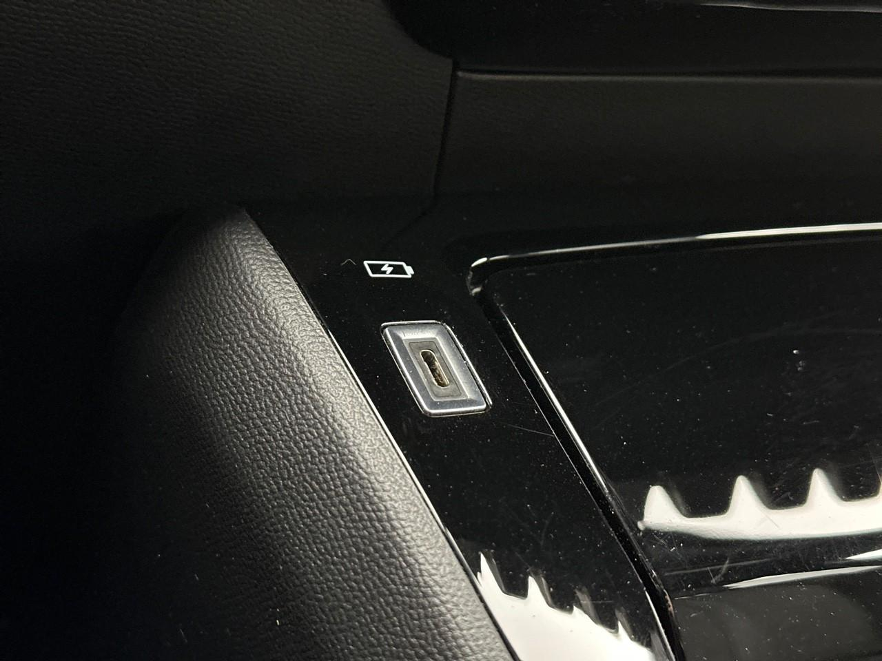 Peugeot 2008 puretech 130 s&s eat8 gt — photo 29