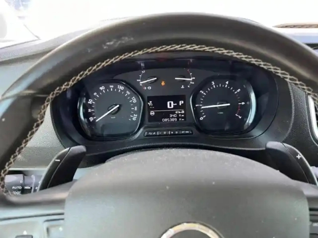 Opel Vivaro fg m 2.0 bluehdi 180ch s&amp;s pack business eat8 — photo 14