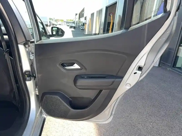 Dacia Sandero tce 90 - 22 — photo 25