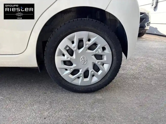 Toyota Aygo 1.0 vvt-i — photo 11