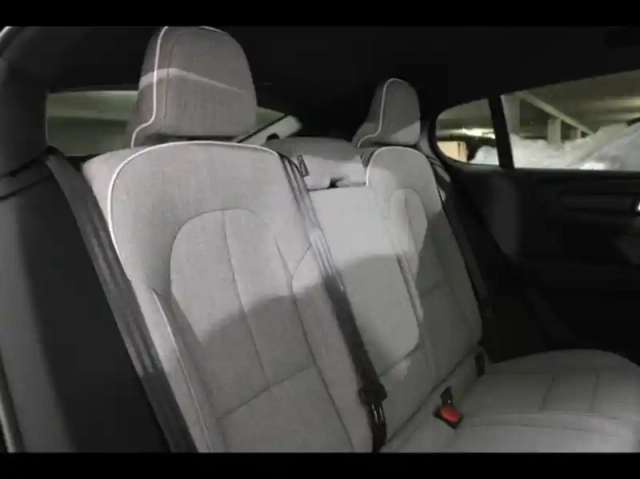 Volvo C40 recharge extended range 252ch ultimate — photo 52