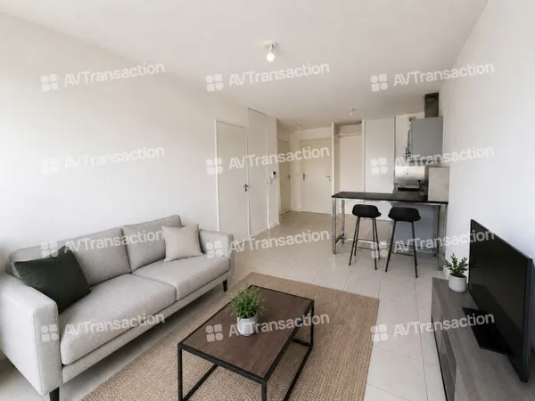 T2 de 43M2 - Balcon- GARAGE - PROCHE METRO REPUBLIQUE