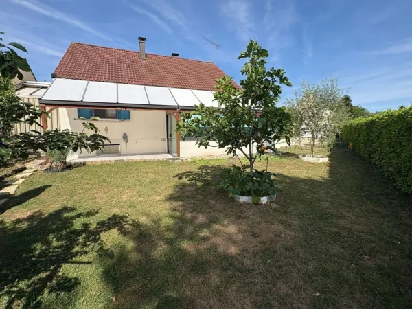 Maison à vendre 5 pièces MERU (60)