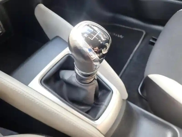 Nissan Micra 1.0 dig-t 117ch n-connecta — photo 5