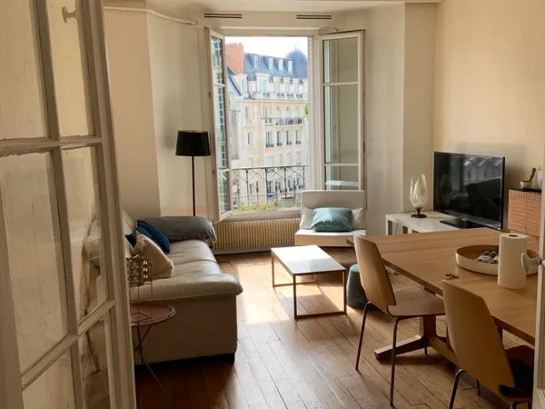 Location meublée appartement 3 pièces lumineux - Quartier Auteuil Sud