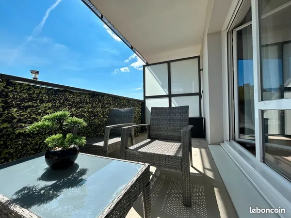 Appartement T2 45m2 avec balcon - Séné Poulfanc