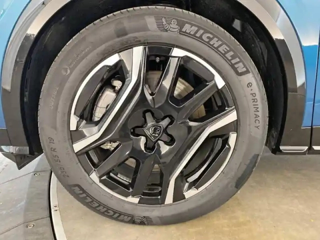 Peugeot 3008 hybrid 145 e-dcs6 — photo 6