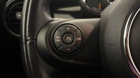 Mini Cabrio Cooper 136ch Classic — photo 25