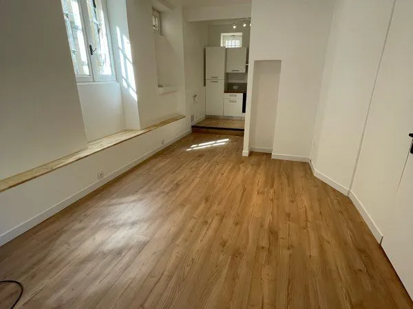 Appartement T3 55m2 Climatisé centre Saint Donat