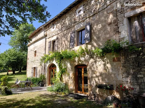 Propriété 6 pièces 166 m²