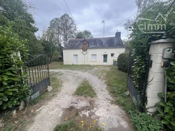 Maison de 64 m² habitable T3 sur 857 m² de terrain.