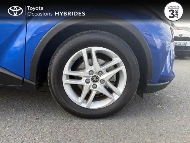 Toyota C-Hr 1.8 hybride 122ch dynamic e-cvt — photo 8