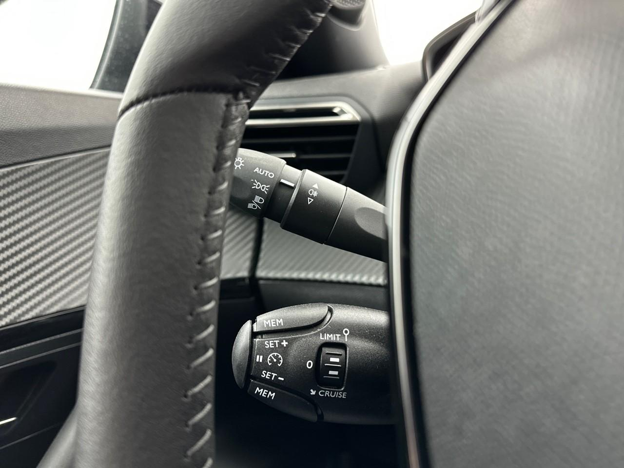 Peugeot 2008 100 s&s bvm6 style — photo 19