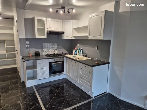 Location Studio 39m2 Port de Creteil
