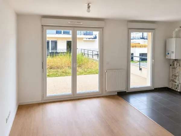 T2 avec jardin et parking à PERSAN