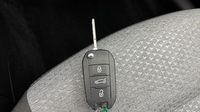 Opel Corsa 1.2 Turbo 100ch Edition — photo 16