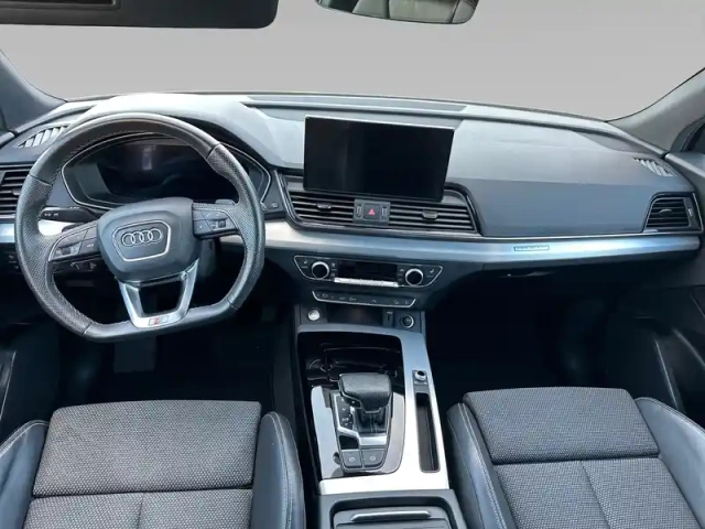 Audi Q5 55 tfsie 367 s tronic 7 quattro — photo 15