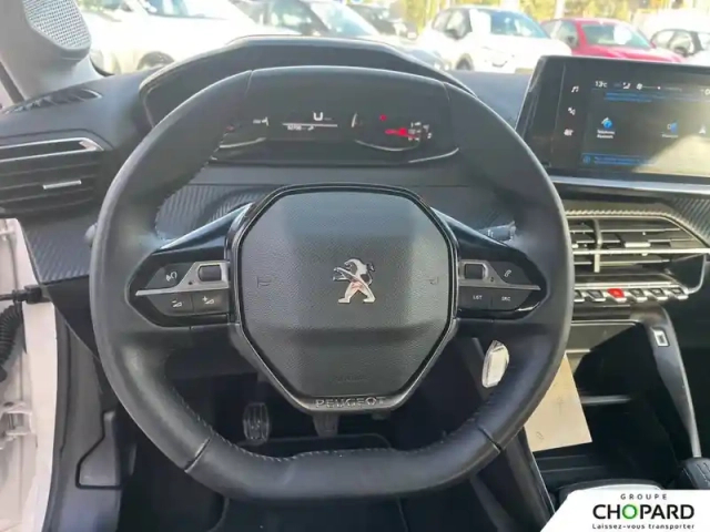 Peugeot 208 puretech 75 s&amp;s bvm5 — photo 11