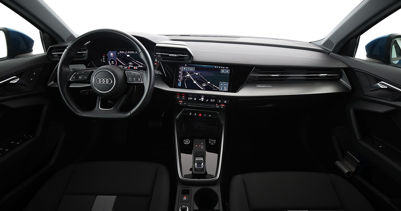 Audi A3 Sportback — photo 16
