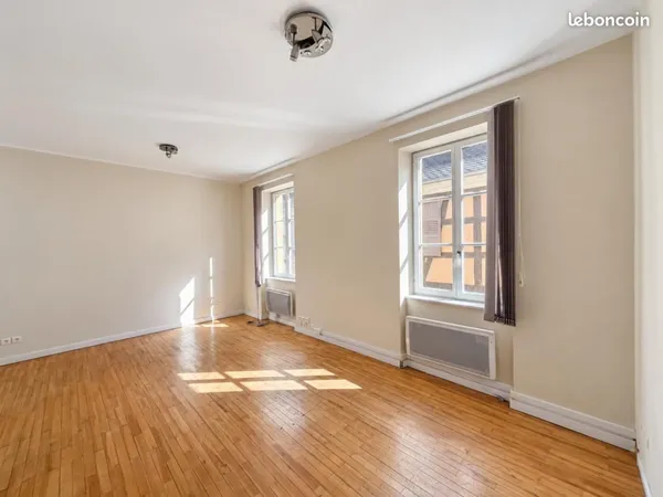 Bureau 33 m²