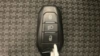Peugeot 3008 1.2 PureTech 130ch S&S Active Pack EAT8 — photo 16