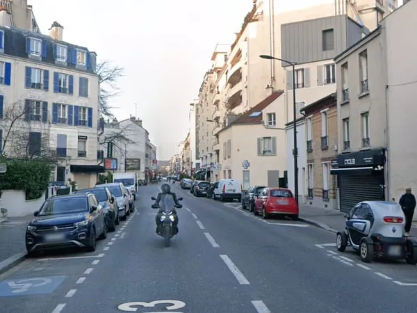 Boutique 100 m²