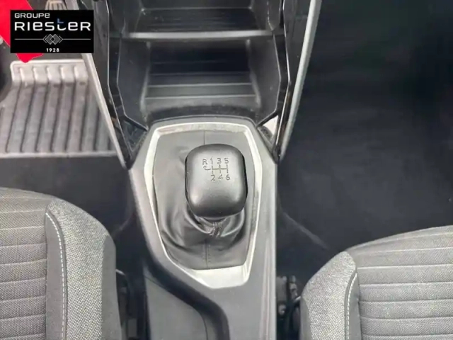 Peugeot 2008 puretech 100 s&amp;s bvm6 — photo 14