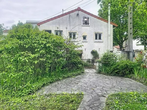 Local commercial 142 m²
