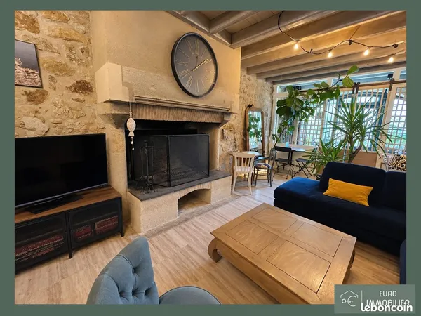 Maison 6 pièces 210 m²