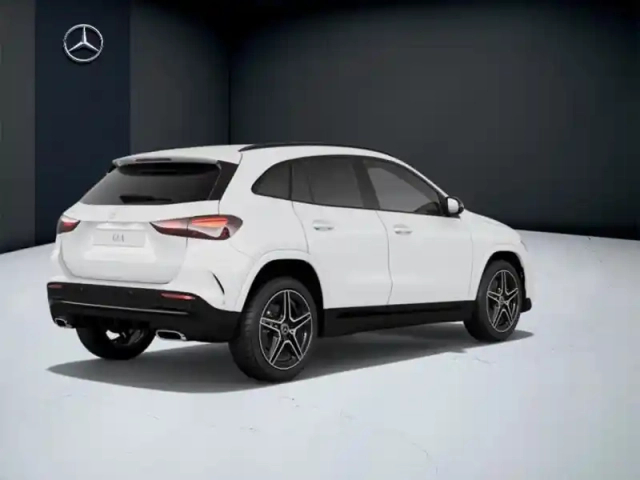 Mercedes Gla 200 d amg line — photo 5