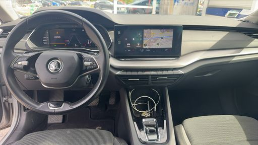 Skoda Octavia 1.5 eTSI 150 DSG7 - Business – 2023 – 156283 km – Hybride essence – Boîte Automatique — photo 55