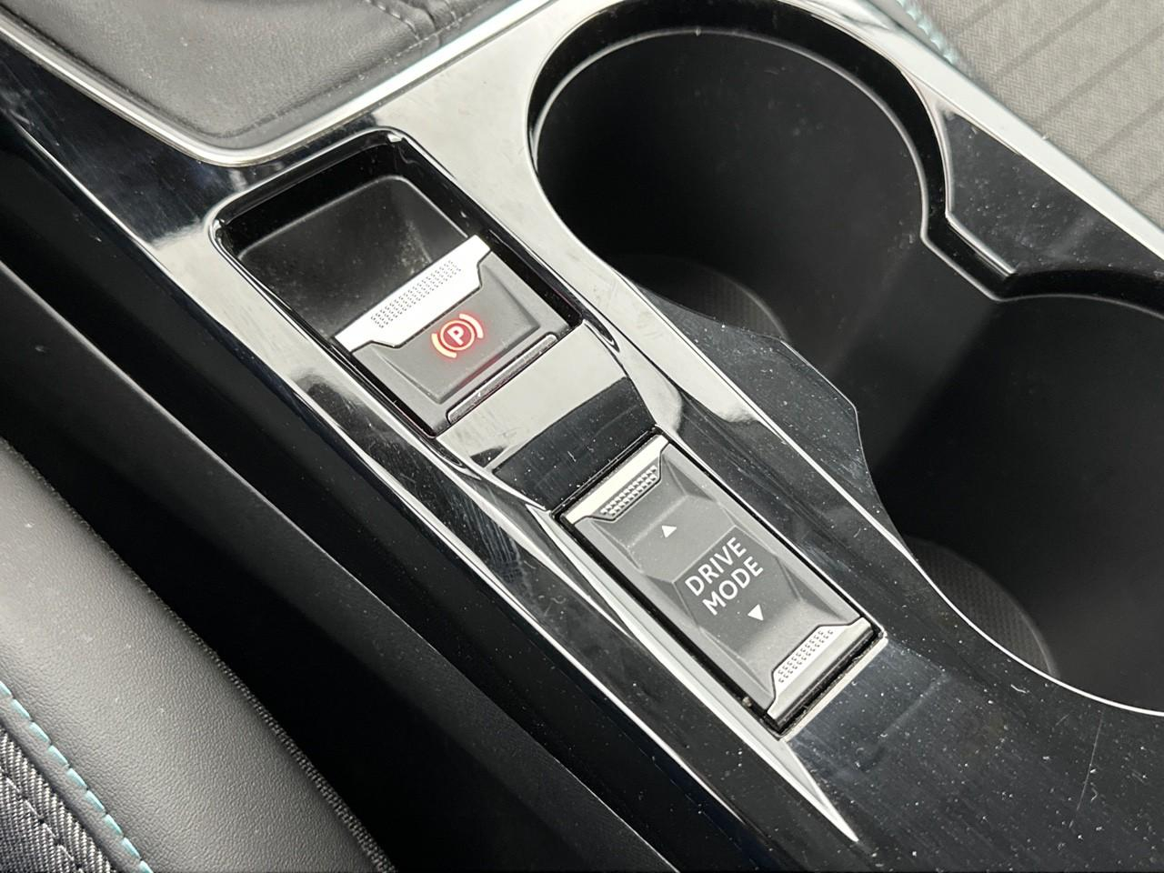 Peugeot 208 puretech 100 s&s bvm6 allure — photo 31